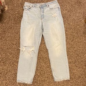 A&F Mom High Rise Jeans Curve Love